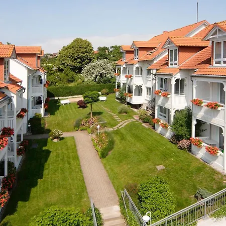 Appartementhaus Binzer Sterne 18 *